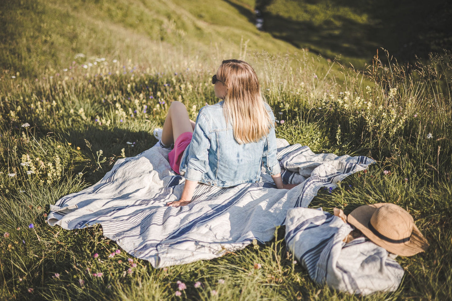 Linen beach towel, French style linen blanket, Summer blanket, Linen beach towel, Natural linen picnic blanket, Striped linen blanket.