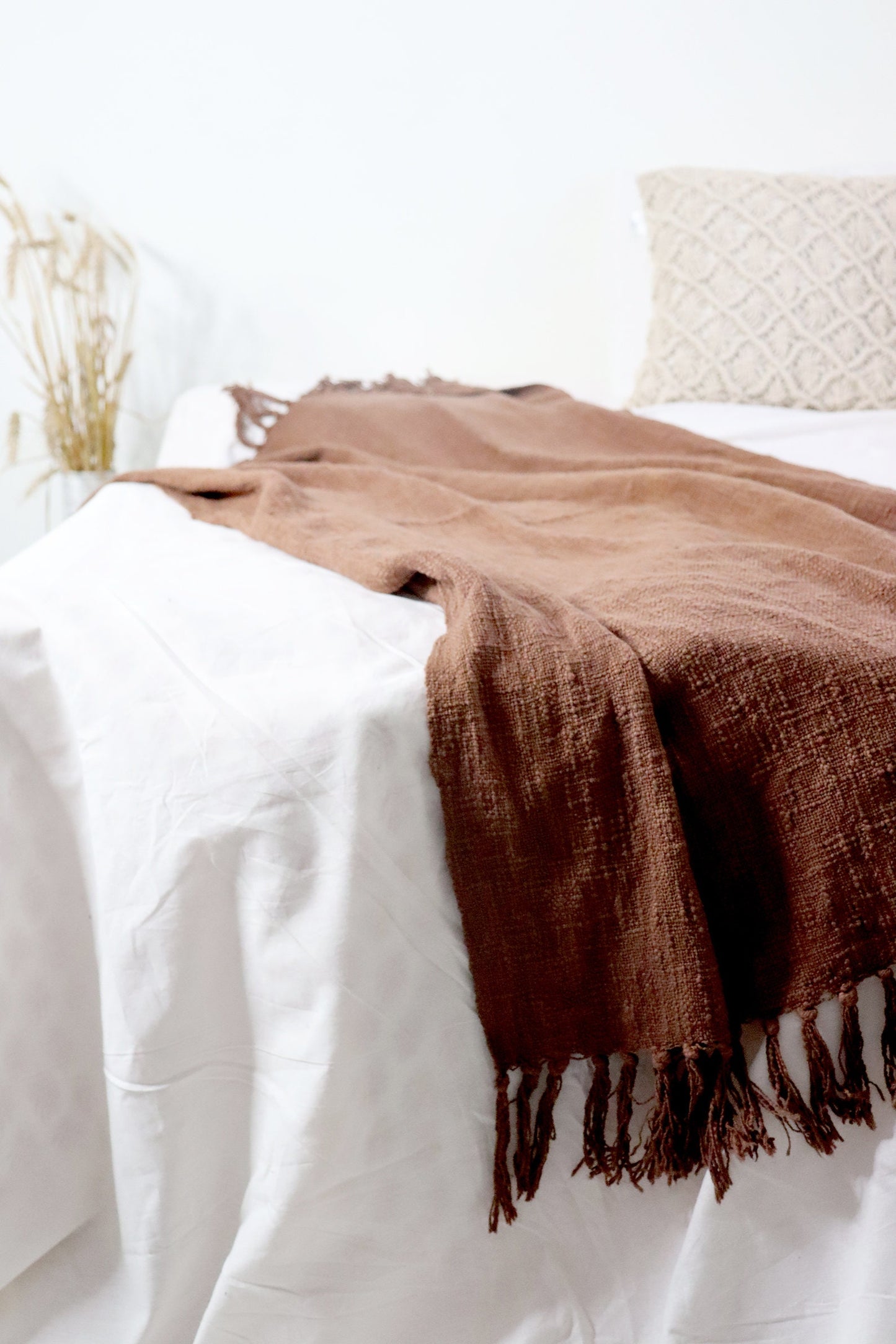 Handwoven Brown Cotton Throw Blanket: Rustic Bohemian Sofa Decor