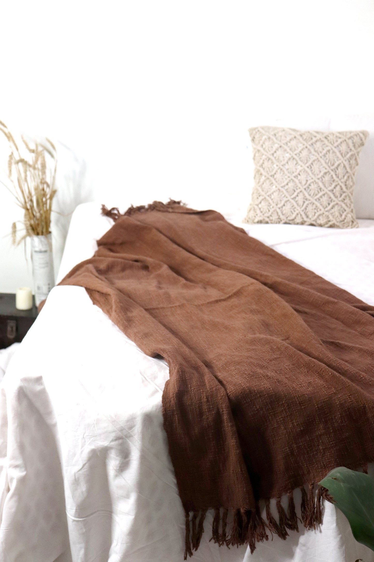 Handwoven Brown Cotton Throw Blanket: Rustic Bohemian Sofa Decor