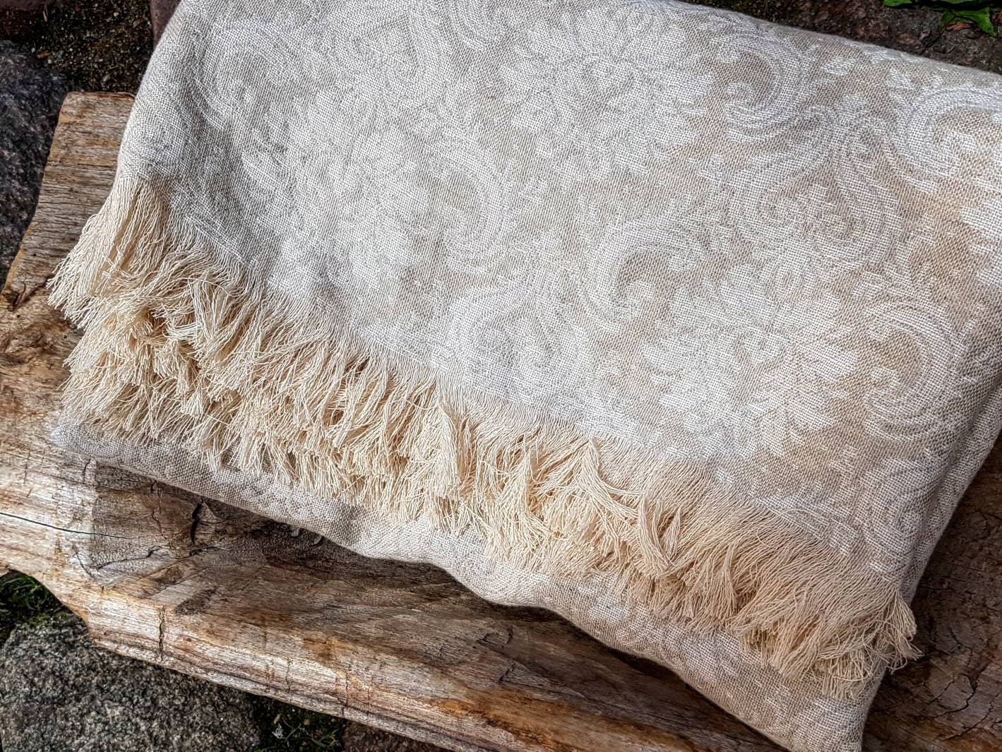 Linen blanket, softened linen blanket, damask linen blanket, linen throw, beach blanket, raw linen throw, flax blanket, pastel linen blanket
