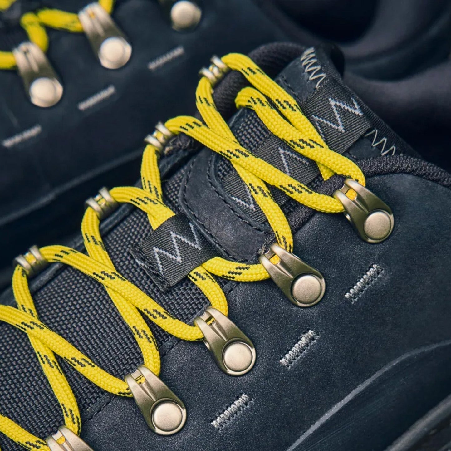 Hoka U Tor Summit (Black/Black)